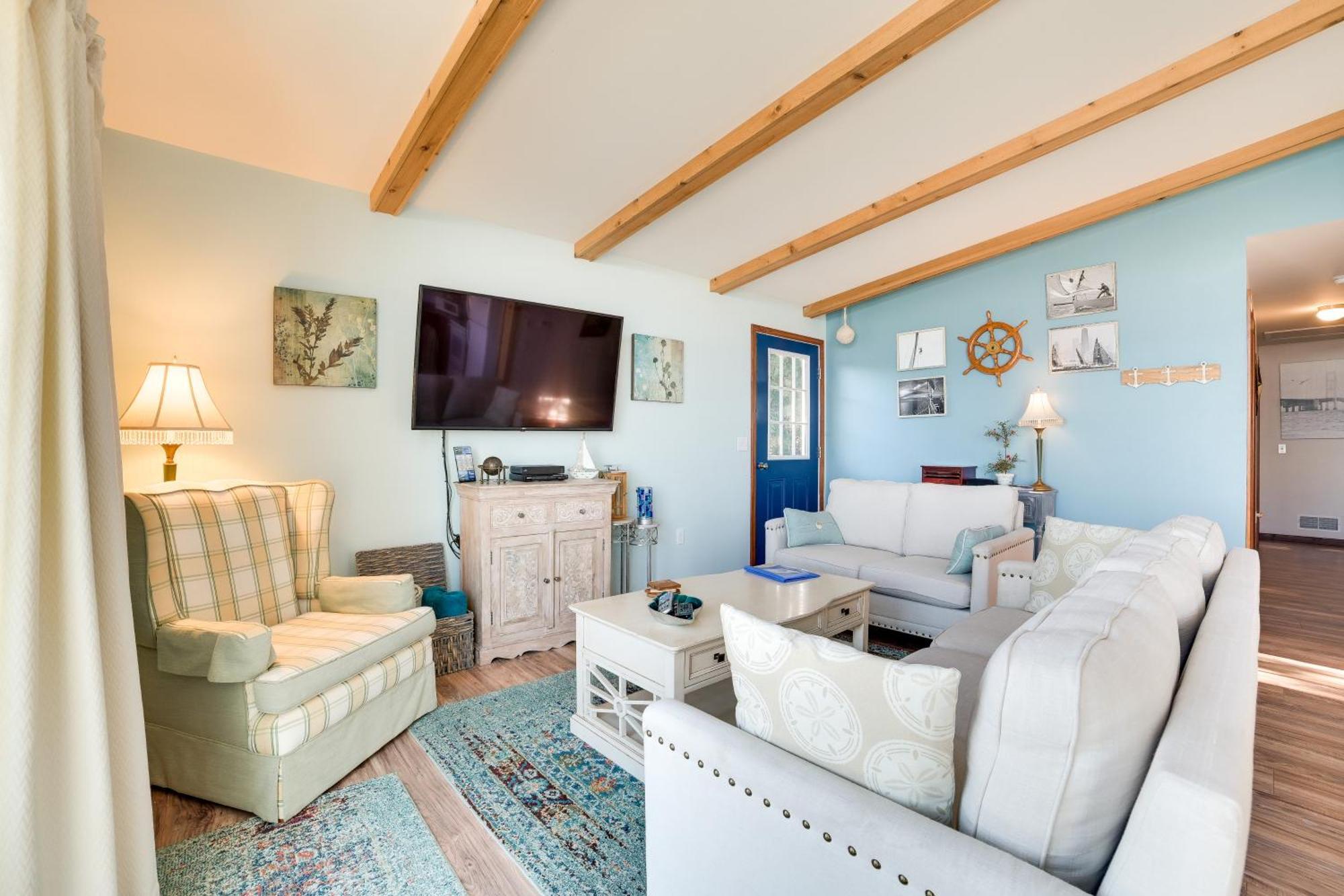St Ignace Cottage With Deck And Beach On Lake Huron! Evergreen Shores Exterior foto