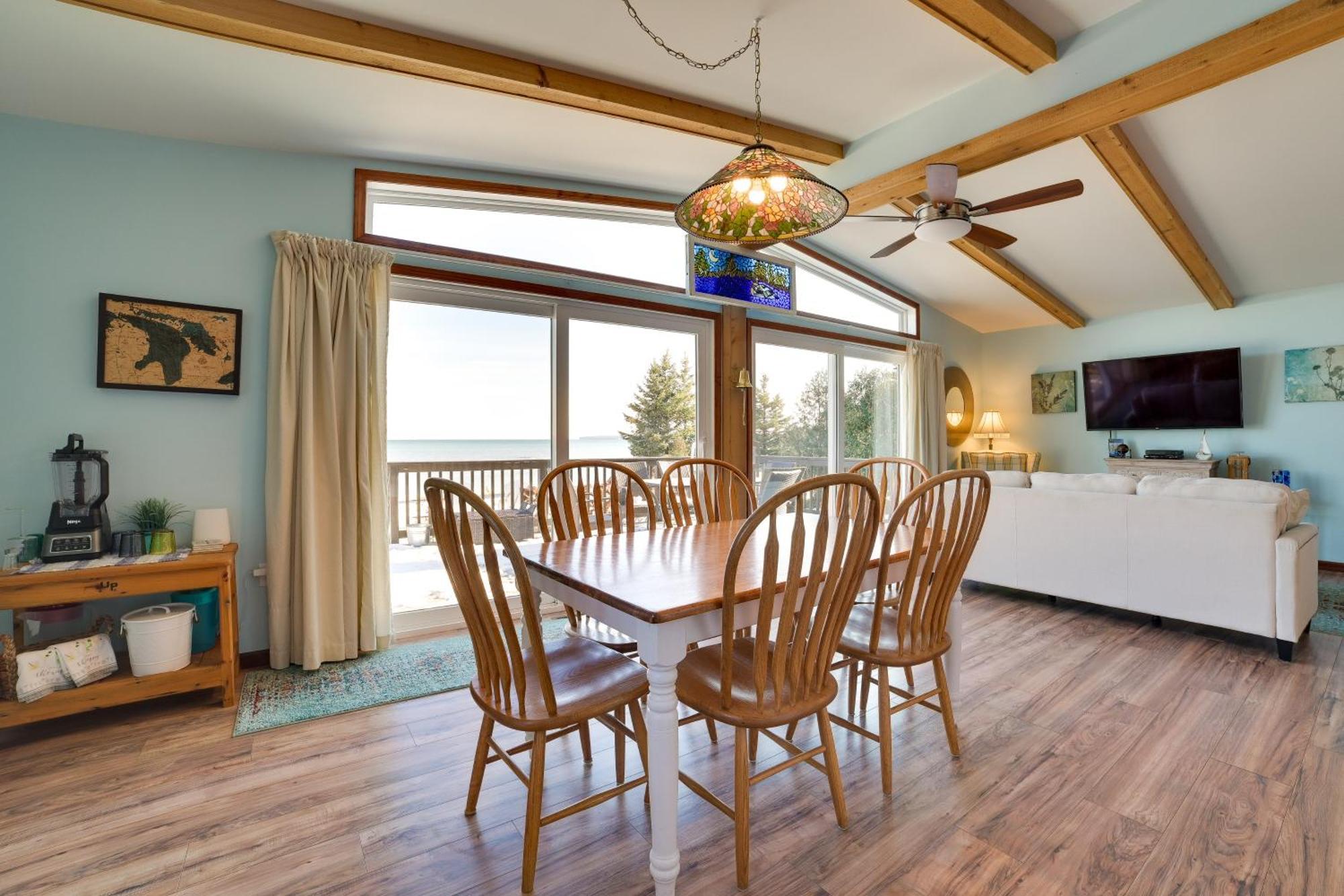 St Ignace Cottage With Deck And Beach On Lake Huron! Evergreen Shores Exterior foto