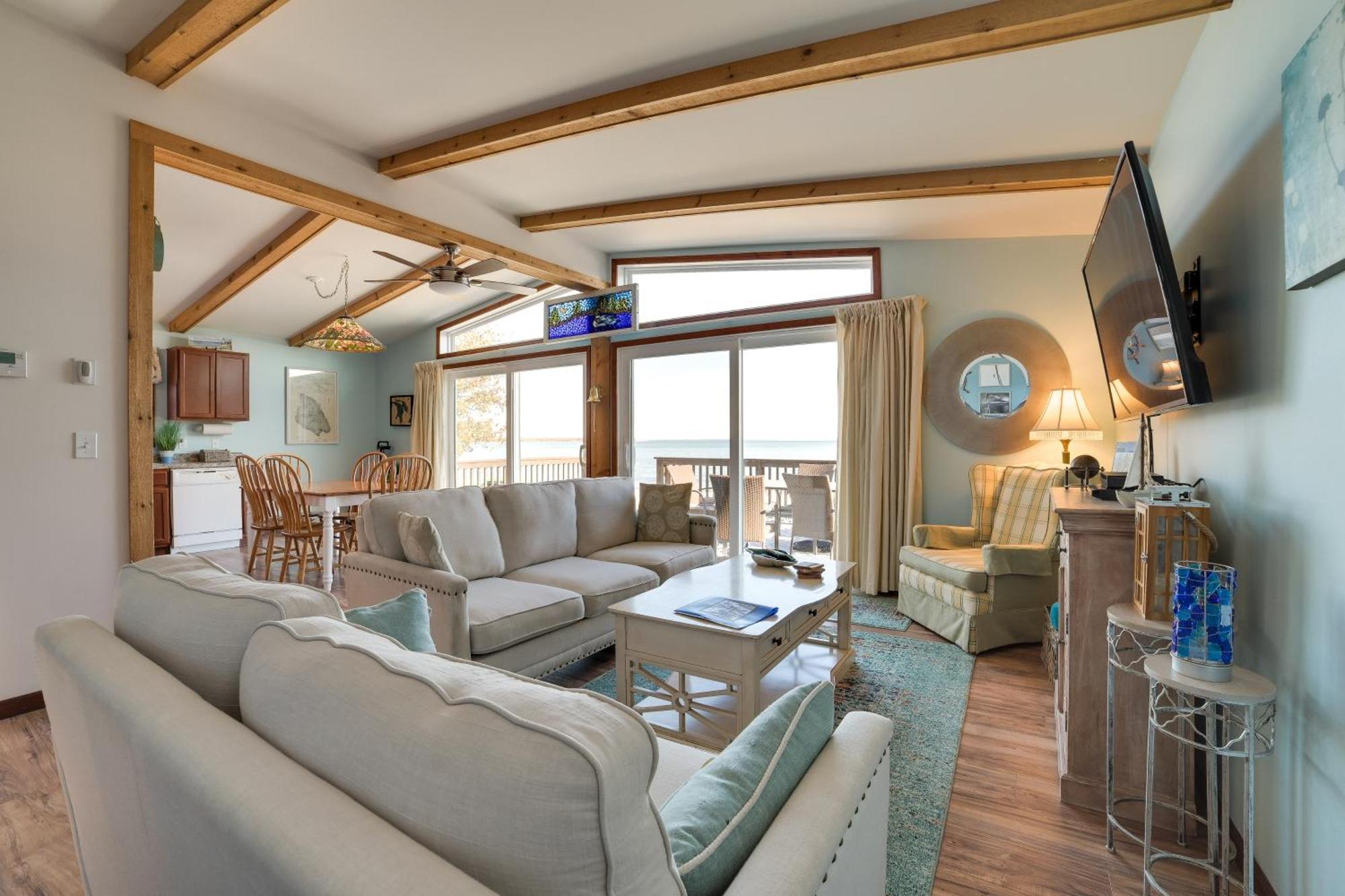 St Ignace Cottage With Deck And Beach On Lake Huron! Evergreen Shores Exterior foto